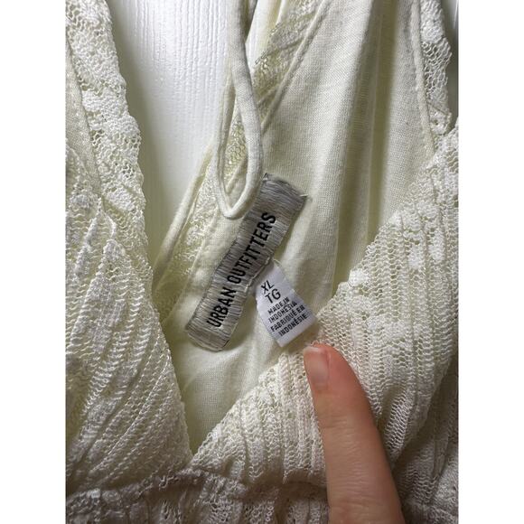 Urban Outfitters Flowy Tank - Picture 2 of 3